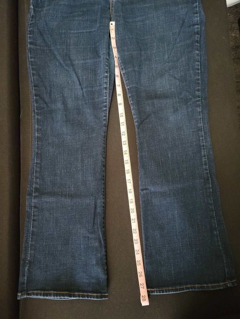 Levi's High-Waist Dark Blue Bootcut Jeans - Picture 11 of 16